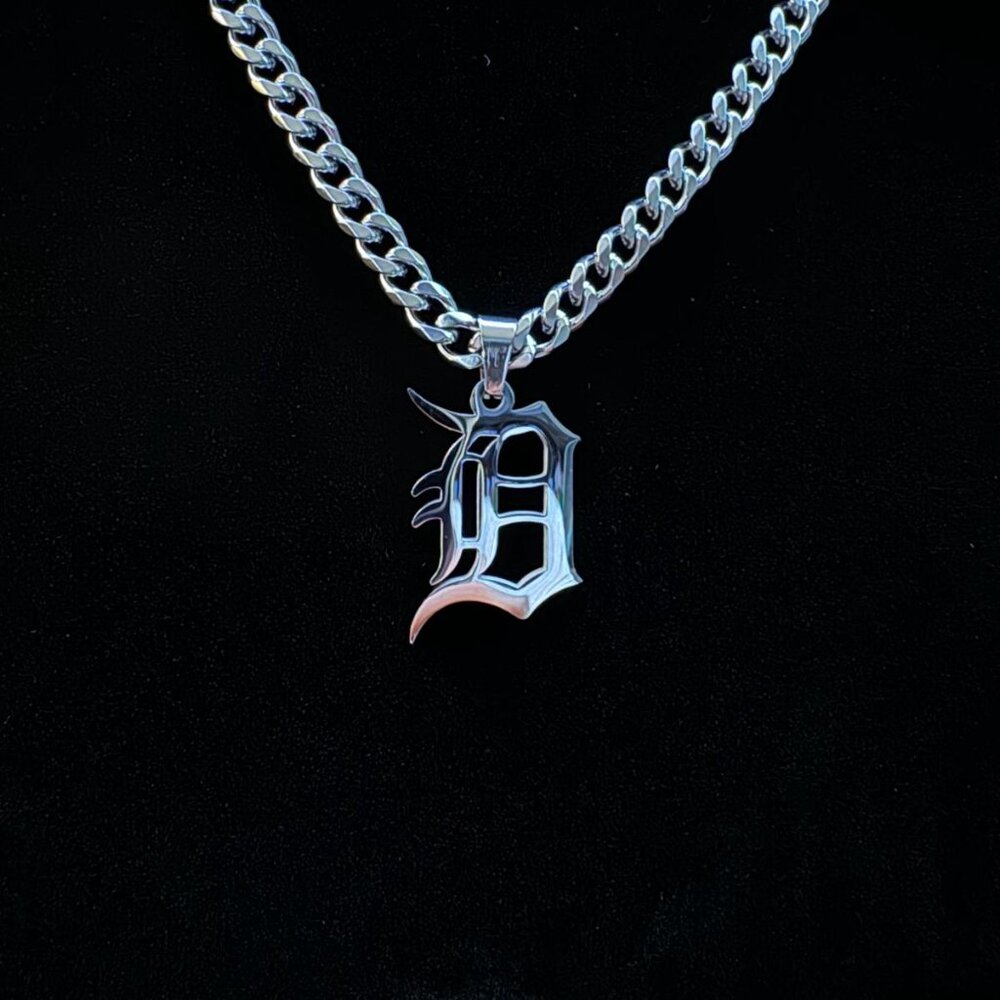 Detroit Tigers Necklace - 5mm Cuban - 22 Inches Silver Chain - MLB - Baseball
